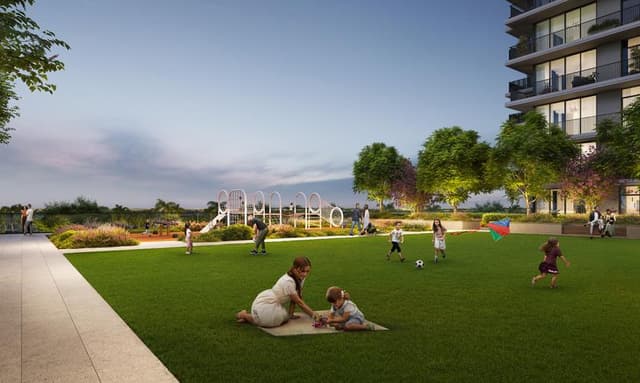 Emaar South - Living space at Golf Acres