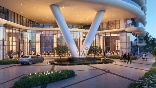 Front entrance at Taj Wellington Mews Residences
