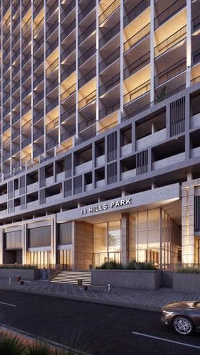 Town X 11 Hills Park - Exterior view