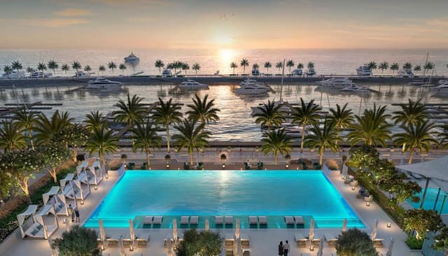 Front entrance at Marina Views